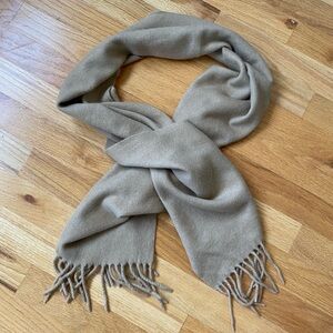 Elegant Cashmere Camel Beige Tan Scarf Talbot